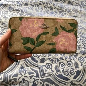 Coach wallet, never used